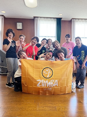 生徒との集合写真