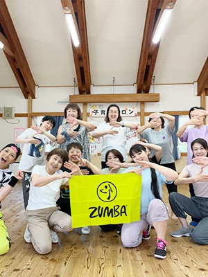 生徒との集合写真